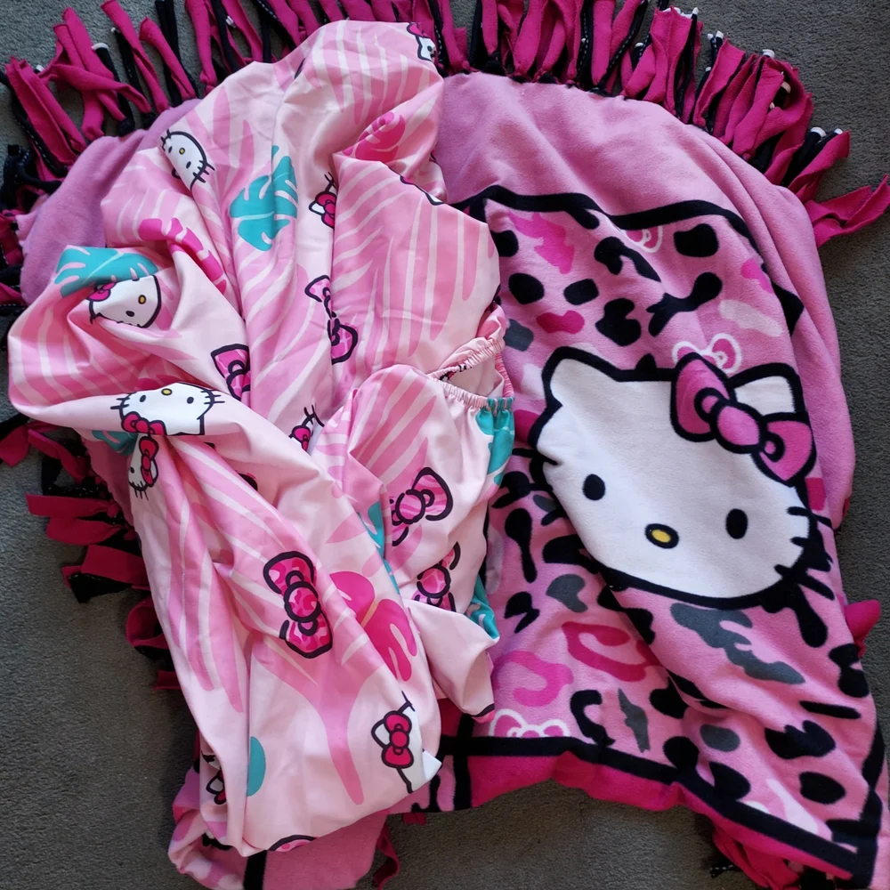 Hello Kitty 